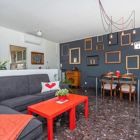 Udine Viale Venezia Huge Red Apartment Экстерьер фото