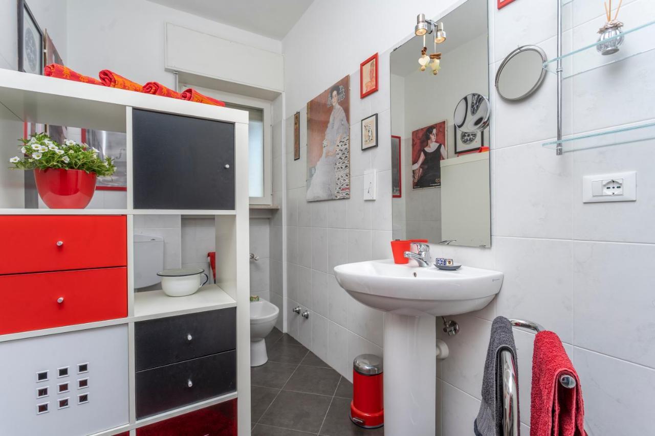Udine Viale Venezia Huge Red Apartment Экстерьер фото