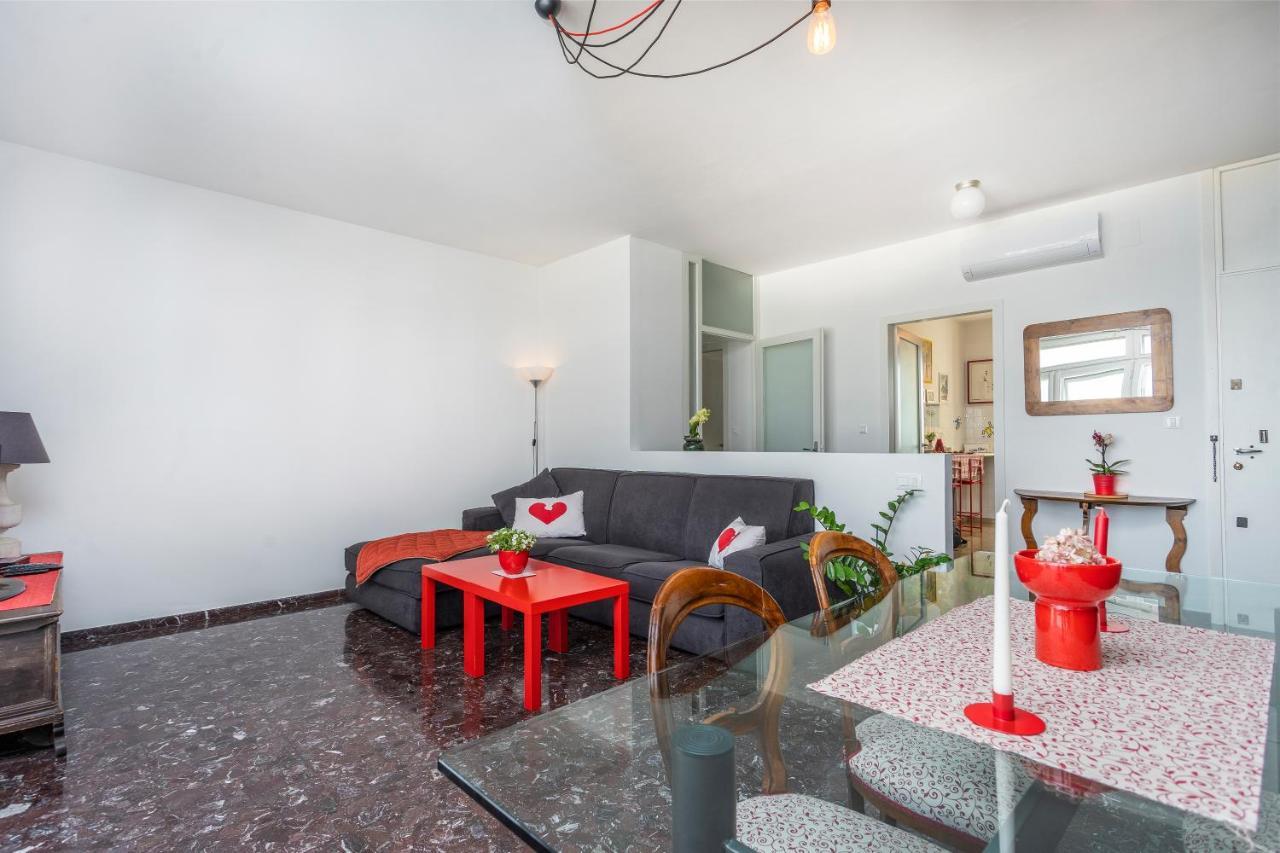 Udine Viale Venezia Huge Red Apartment Экстерьер фото