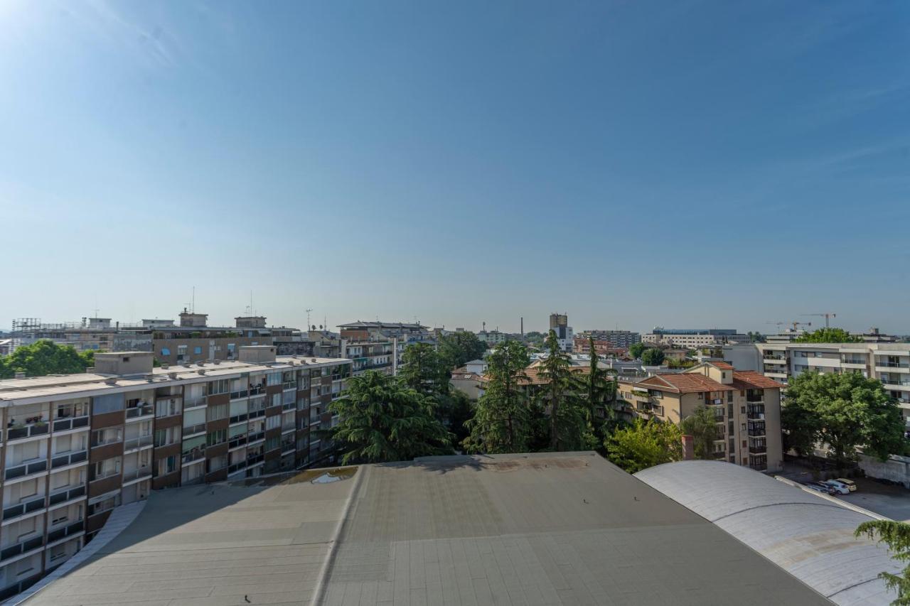 Udine Viale Venezia Huge Red Apartment Экстерьер фото